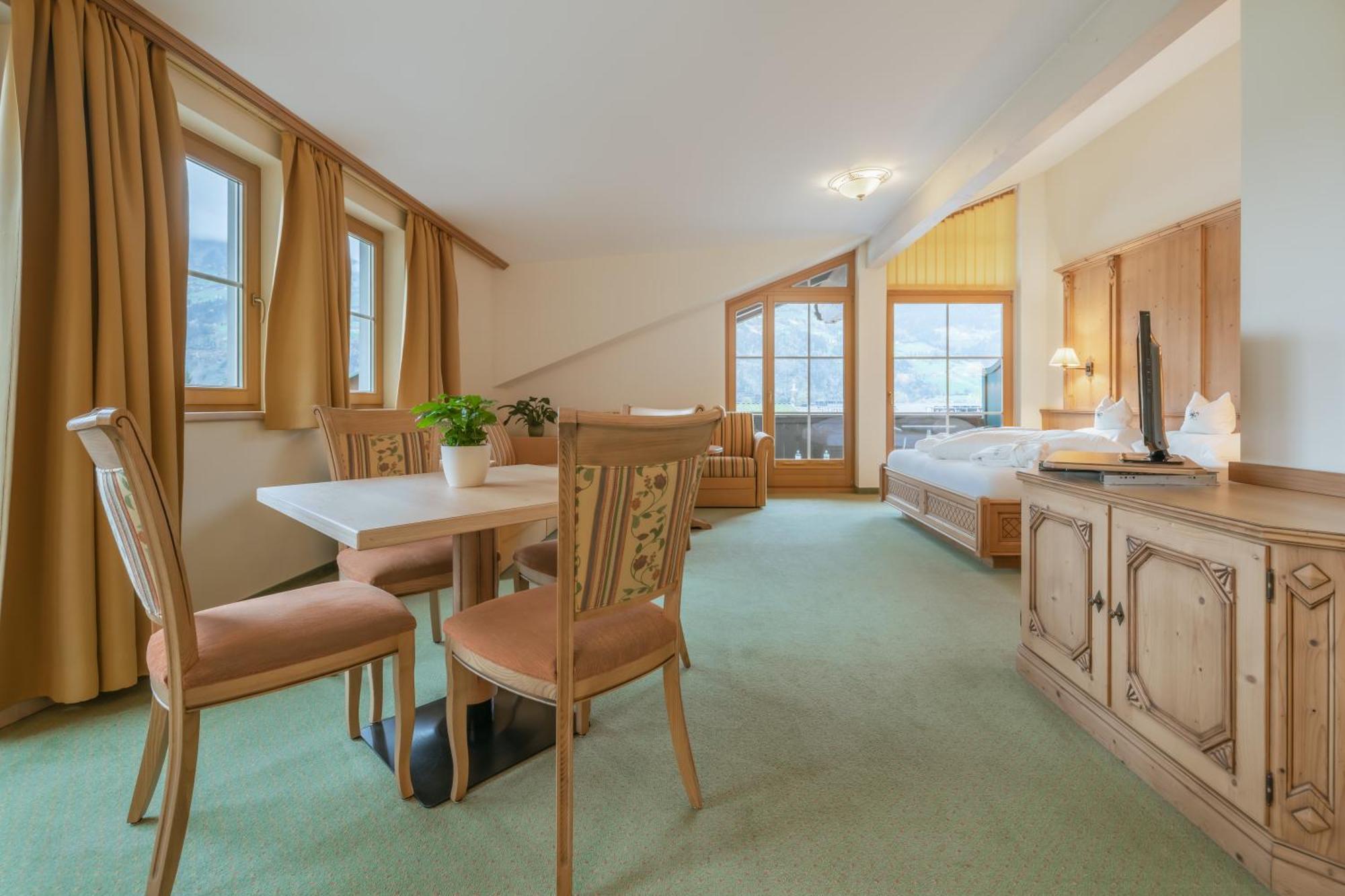 Kerschdorfer - Wohlfuehlhotel Garni - Adults Only Kaltenbach Zewnętrze zdjęcie