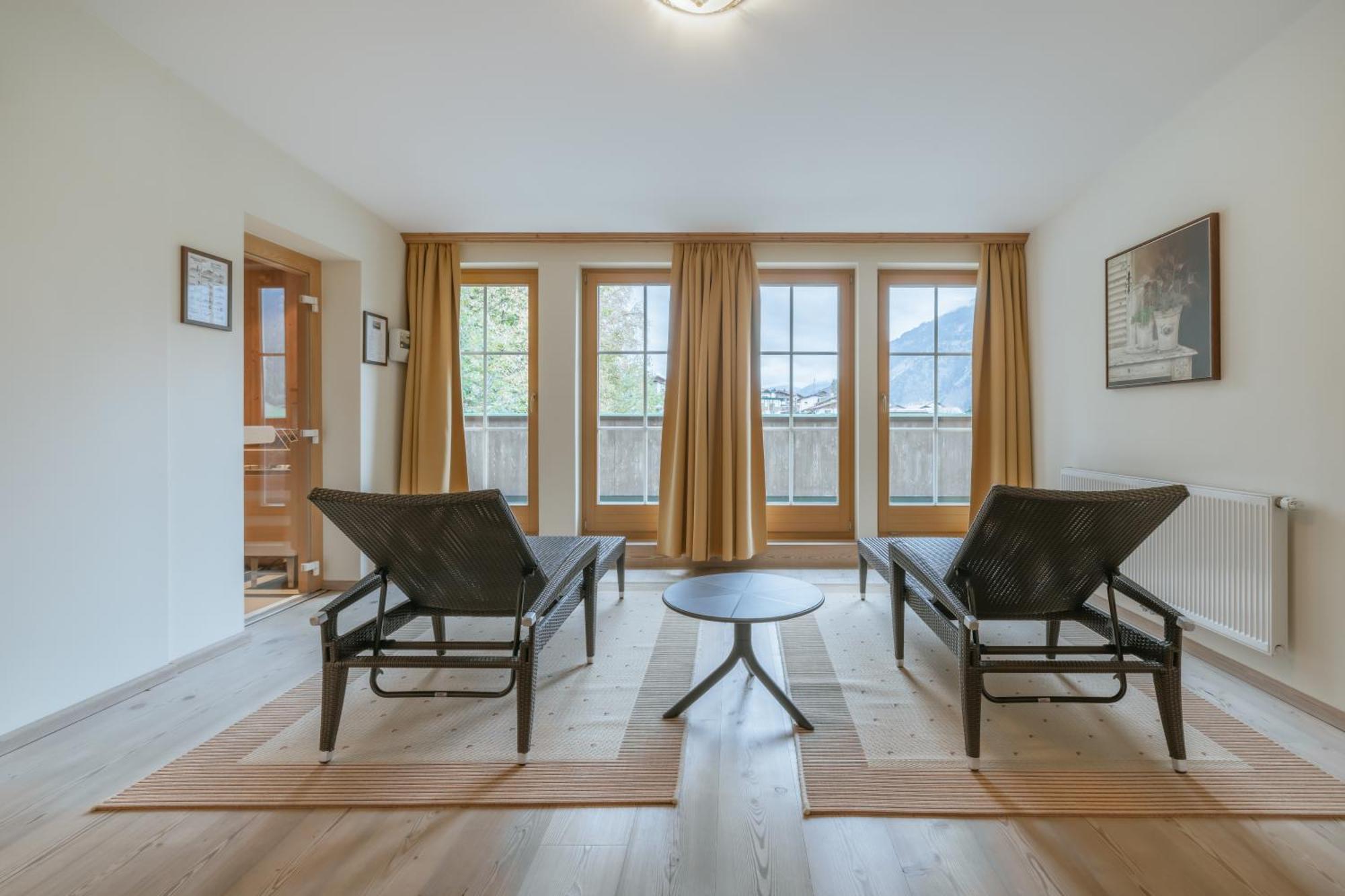 Kerschdorfer - Wohlfuehlhotel Garni - Adults Only Kaltenbach Zewnętrze zdjęcie