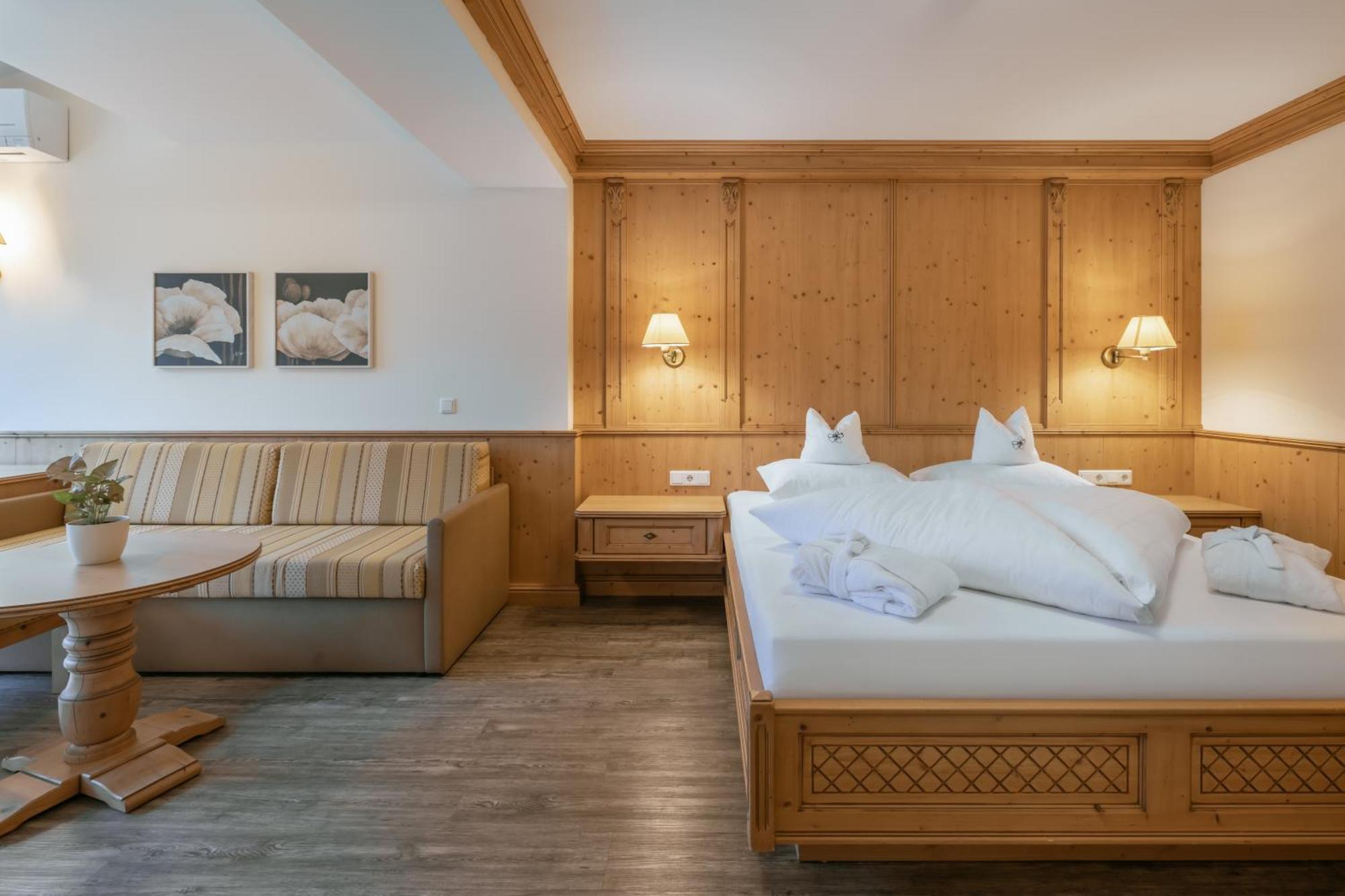 Kerschdorfer - Wohlfuehlhotel Garni - Adults Only Kaltenbach Zewnętrze zdjęcie