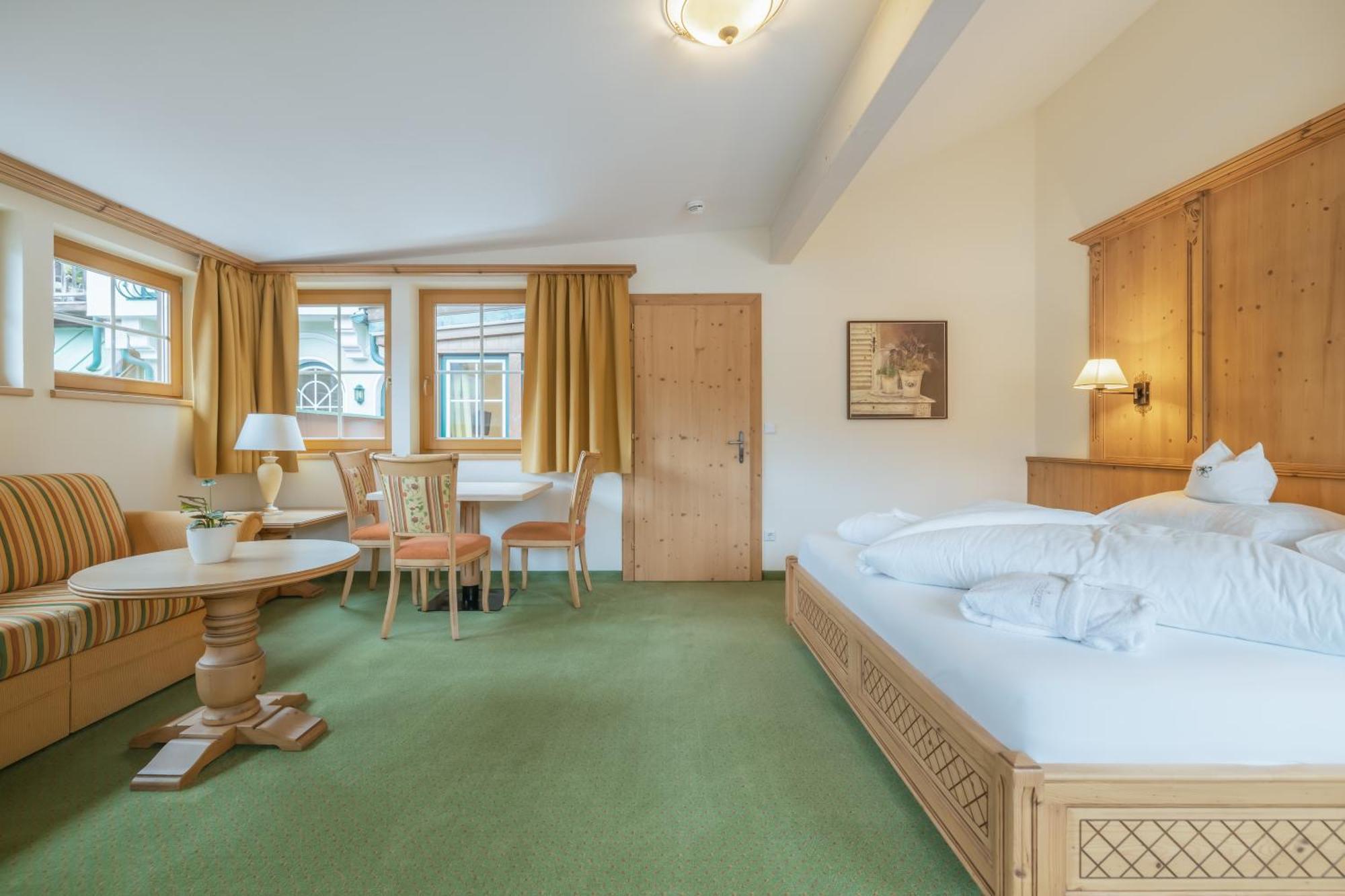 Kerschdorfer - Wohlfuehlhotel Garni - Adults Only Kaltenbach Zewnętrze zdjęcie