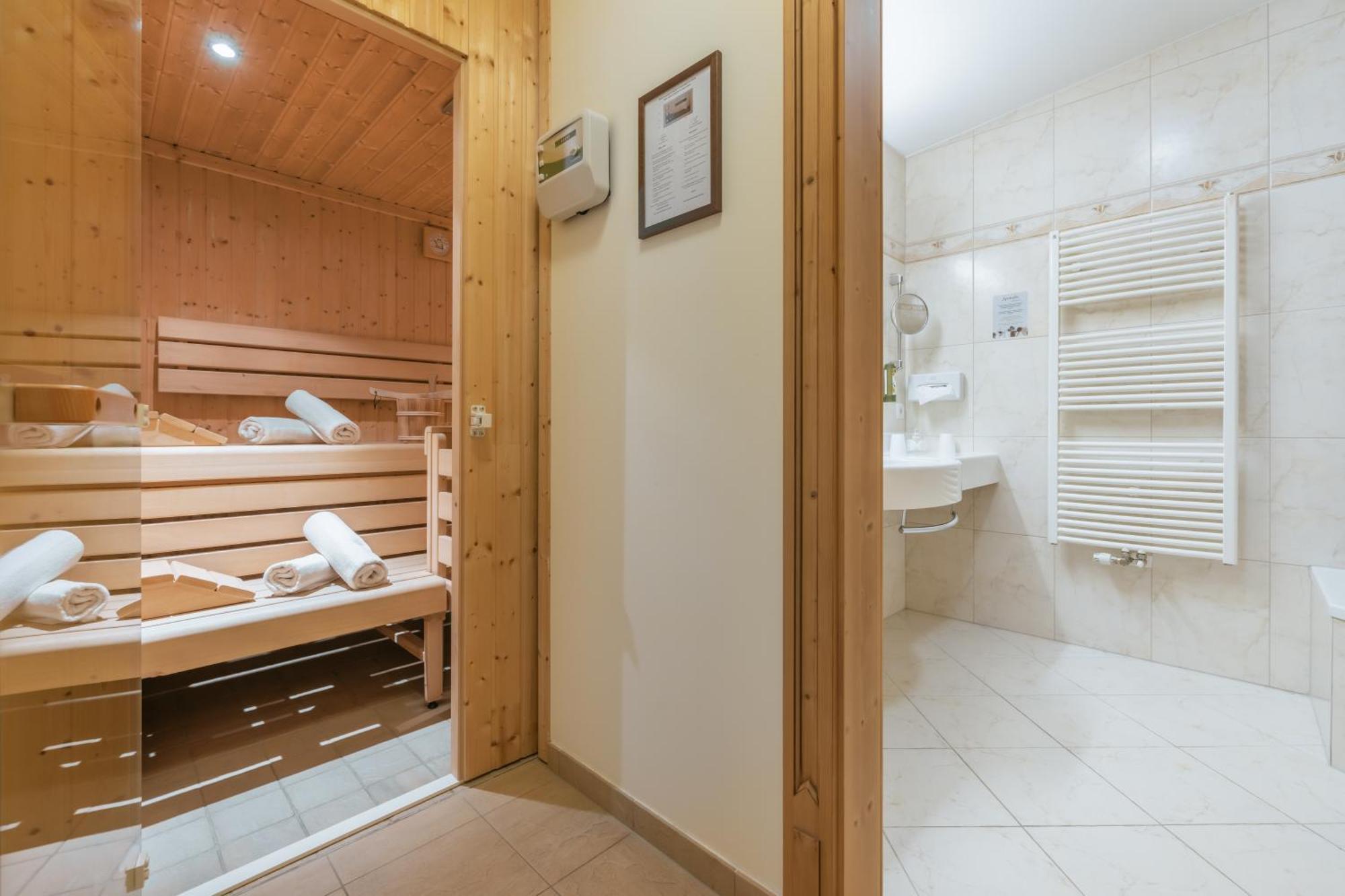 Kerschdorfer - Wohlfuehlhotel Garni - Adults Only Kaltenbach Zewnętrze zdjęcie