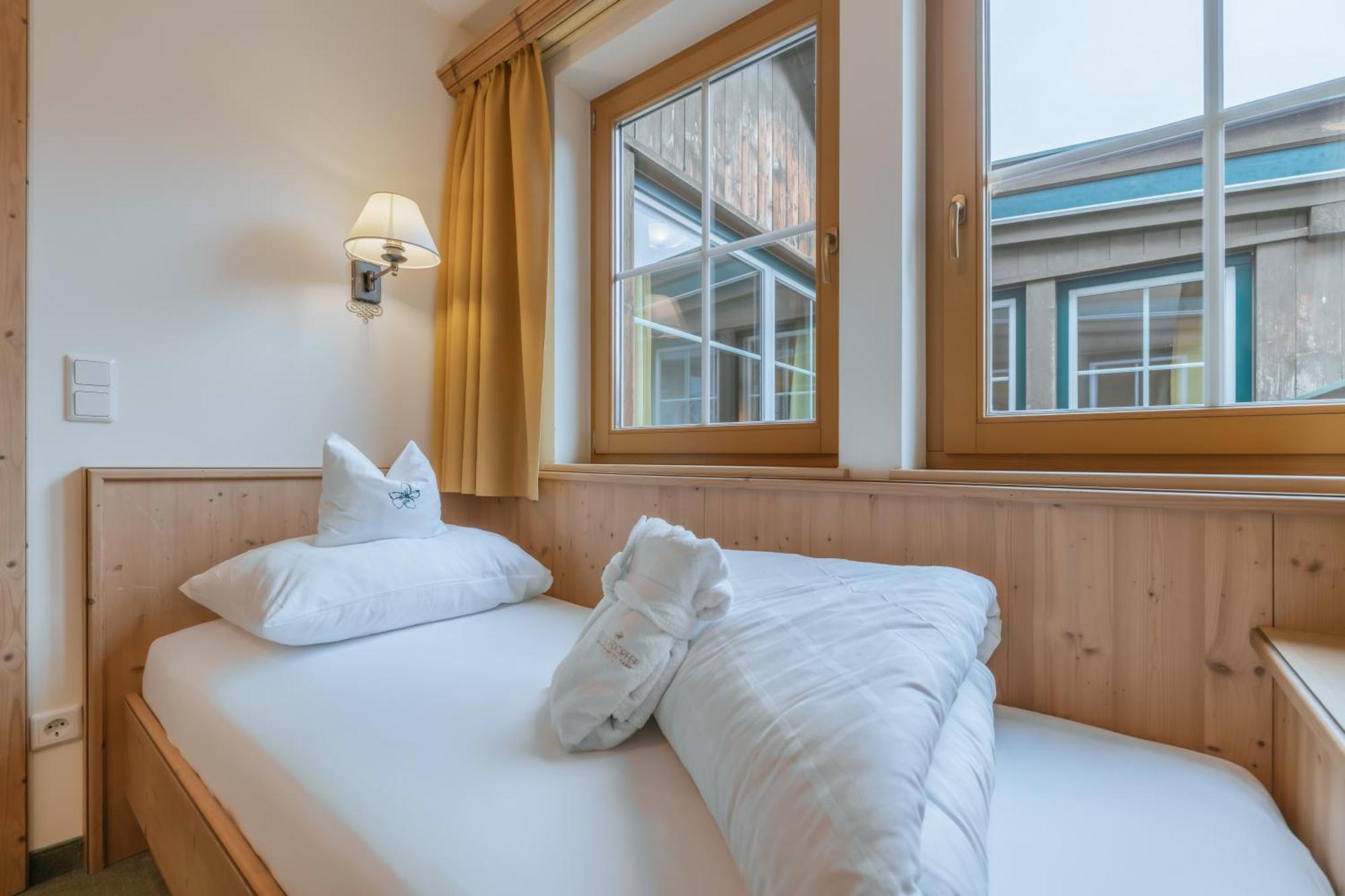 Kerschdorfer - Wohlfuehlhotel Garni - Adults Only Kaltenbach Zewnętrze zdjęcie